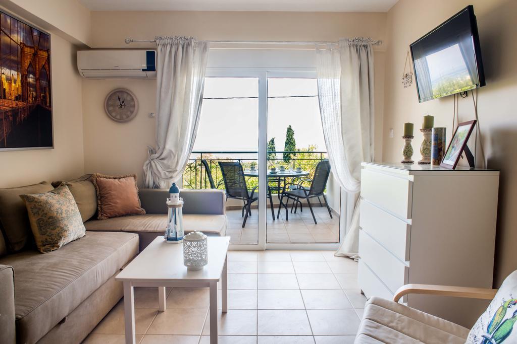 Lovely Apartment Next To The Sea Lygia Korinthias Ligia  Exterior foto